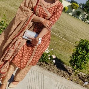 Cotton suit color red